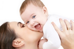 Sữa mẹ làm tăng kích thước não