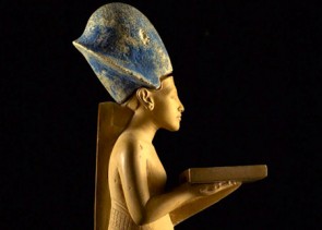 Hàng loạt cổ vật quý của Ai Cập mất vì bạo loạn