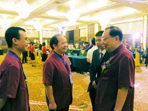 Ông Nguyễn Xuân Thắng (Thứ 2 từ trái sang) - Người vừa được bổ nhiệm vào chức danh Tổng thư ký Liên hiệp các hội Unesco thế giới