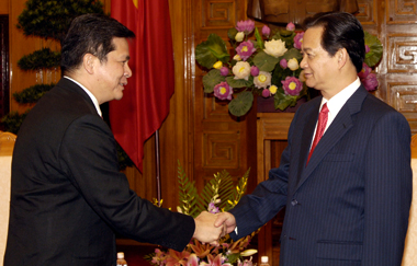 Thủ tướng Nguyễn Tấn Dũng tiếp Đại sứ Vương quốc Thái Lan Pisanu Chanvitan đến chào nhân dịp nhận công tác tại Việt Nam năm 2009
