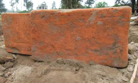 Gạch hình vuông, hình chữ nhật, màu đỏ, màu xám...